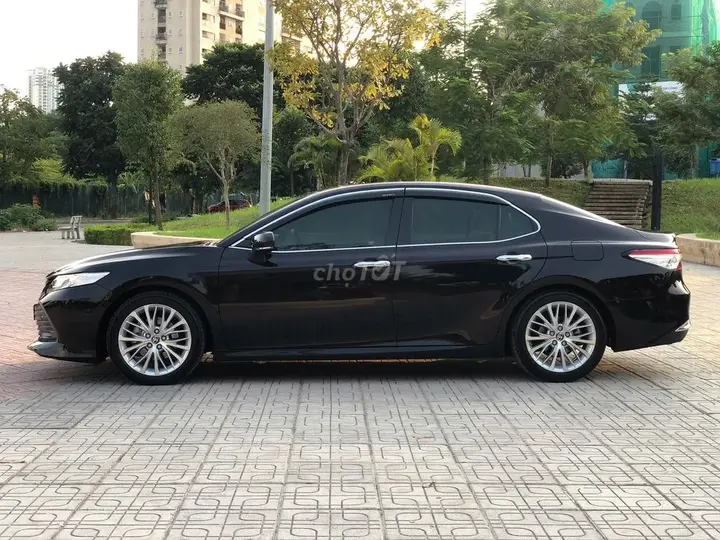 Toyota Camry 2019 photo 3