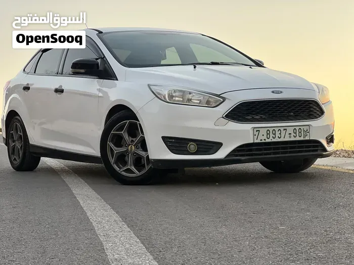 Ford Focus 2015 photo 2