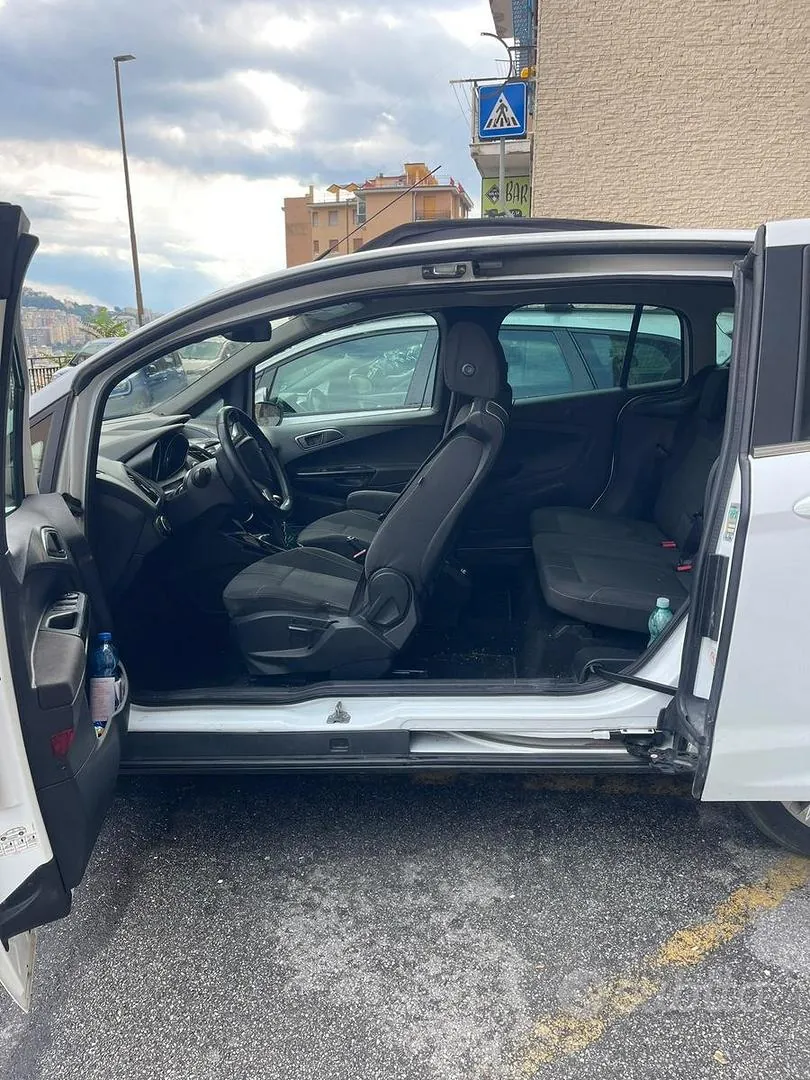 Ford B-Max 2013 photo 4