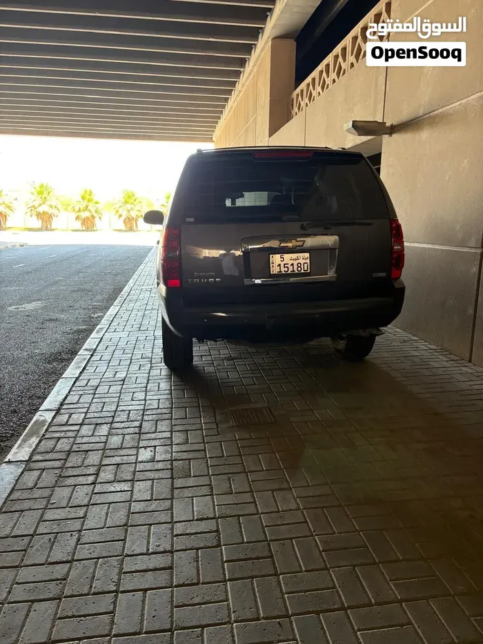 Chevrolet Tahoe 2011 photo 3