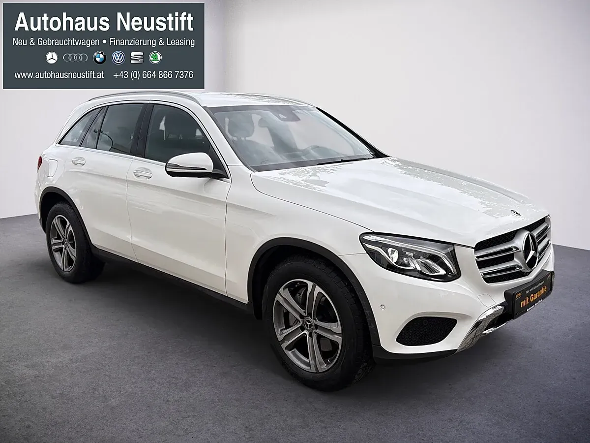 Mercedes-Benz Glc-Class 2018 photo 2