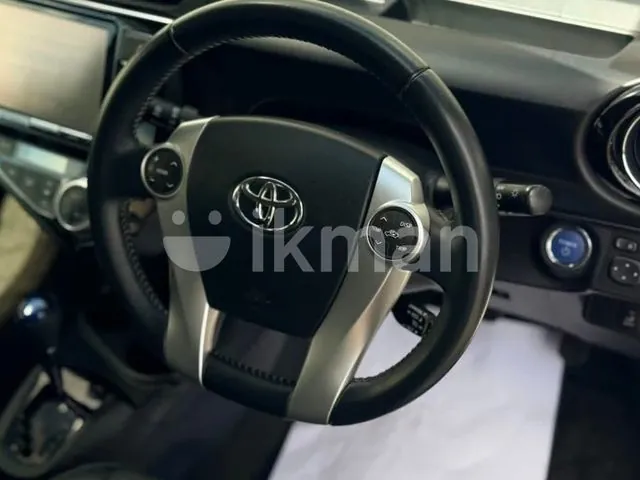 Toyota Aqua 2017 photo 2