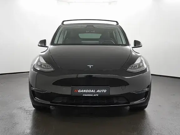 Tesla Model Y 2024 photo 3