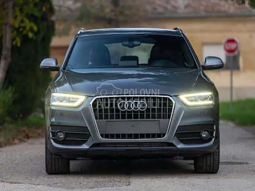 Audi Q3 2012 photo 5