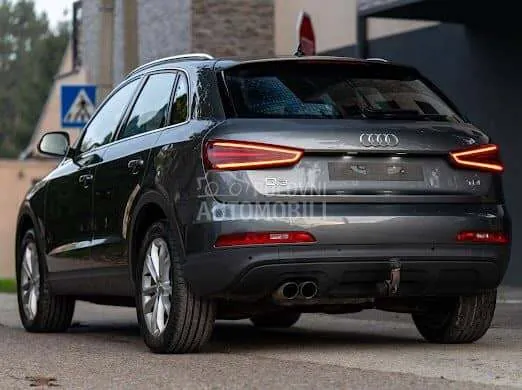 Audi Q3 2012 photo 2