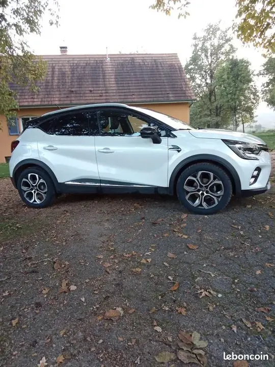 Renault Captur 2021 photo 3