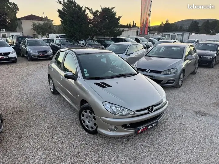 Peugeot 206 2005 photo 2