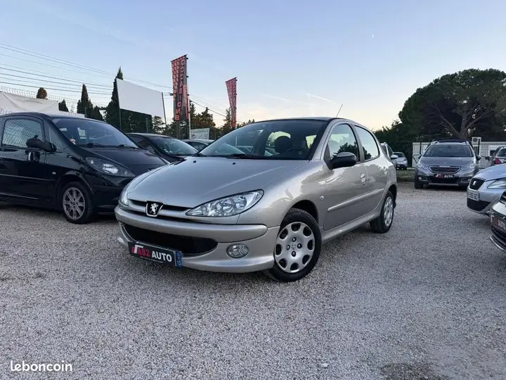 Peugeot 206