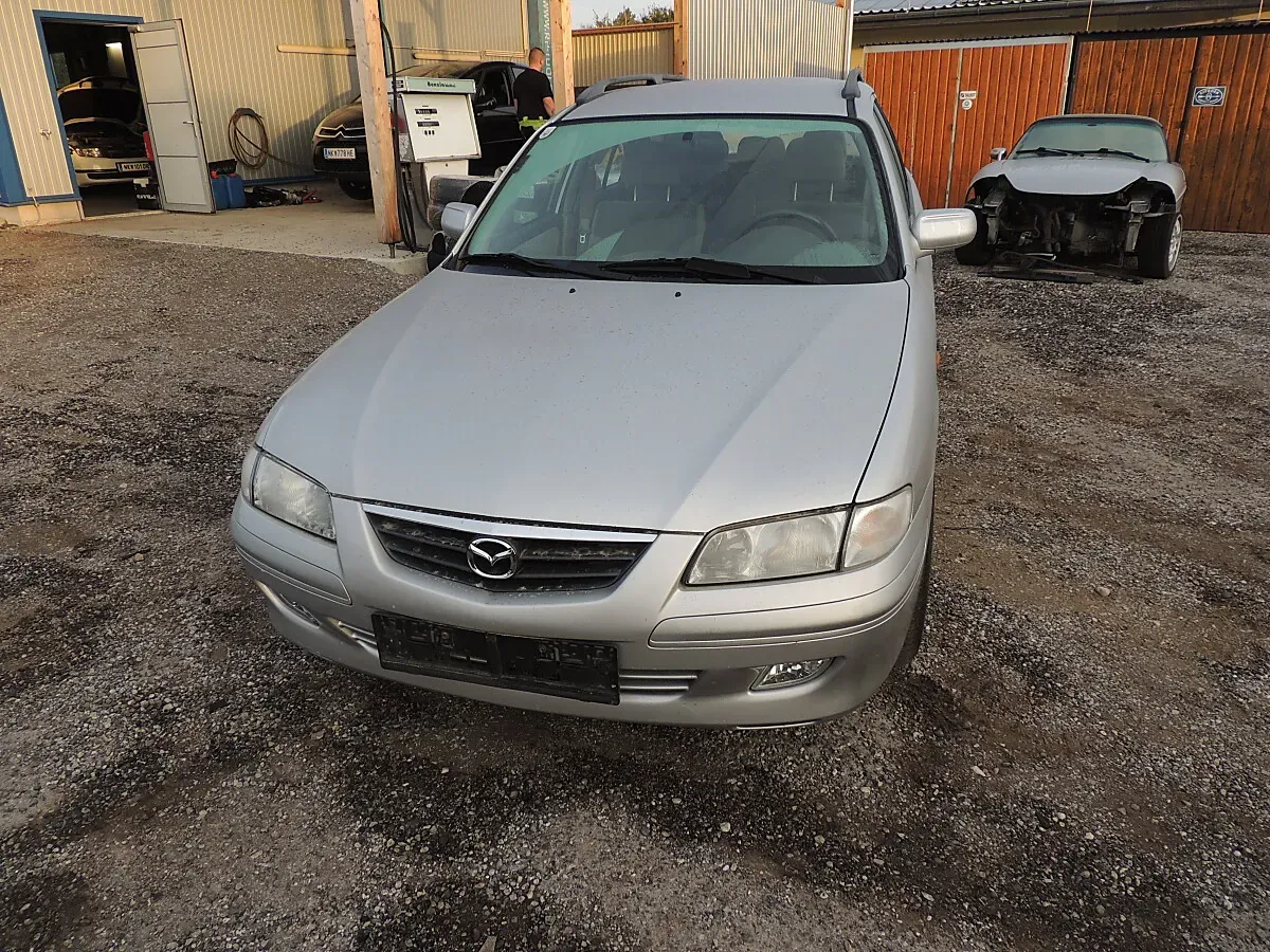 Mazda 626 2001 photo 2