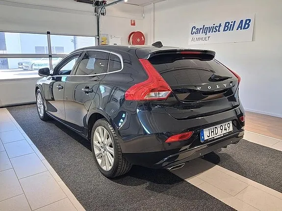 Volvo V40 2014 photo 2