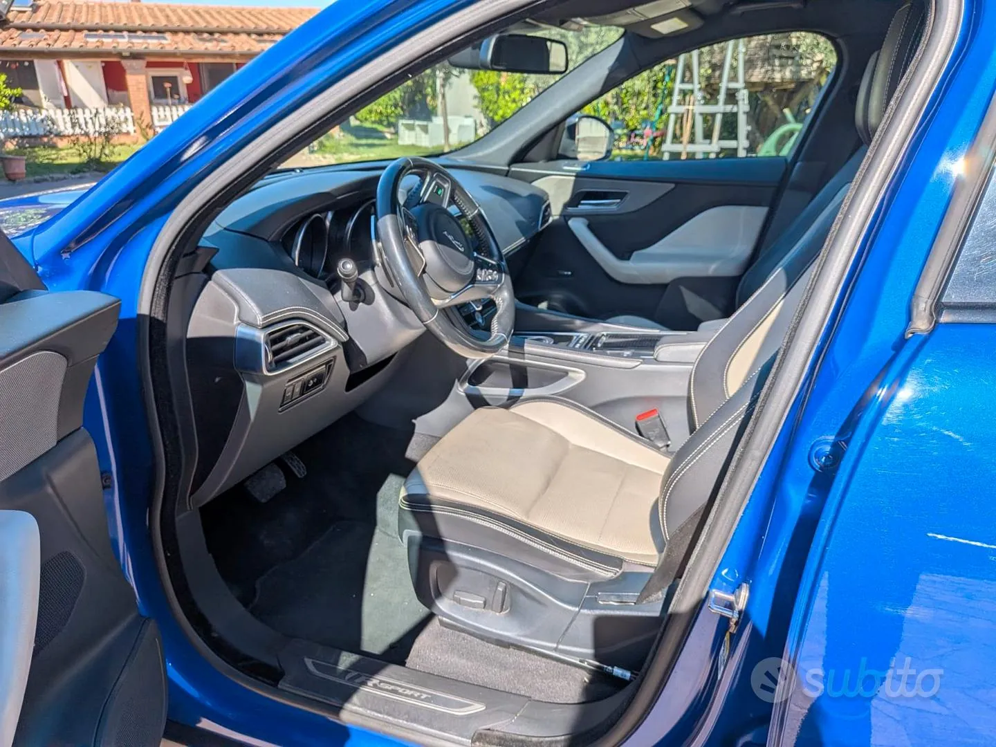 Jaguar F-Pace 2018 photo 5