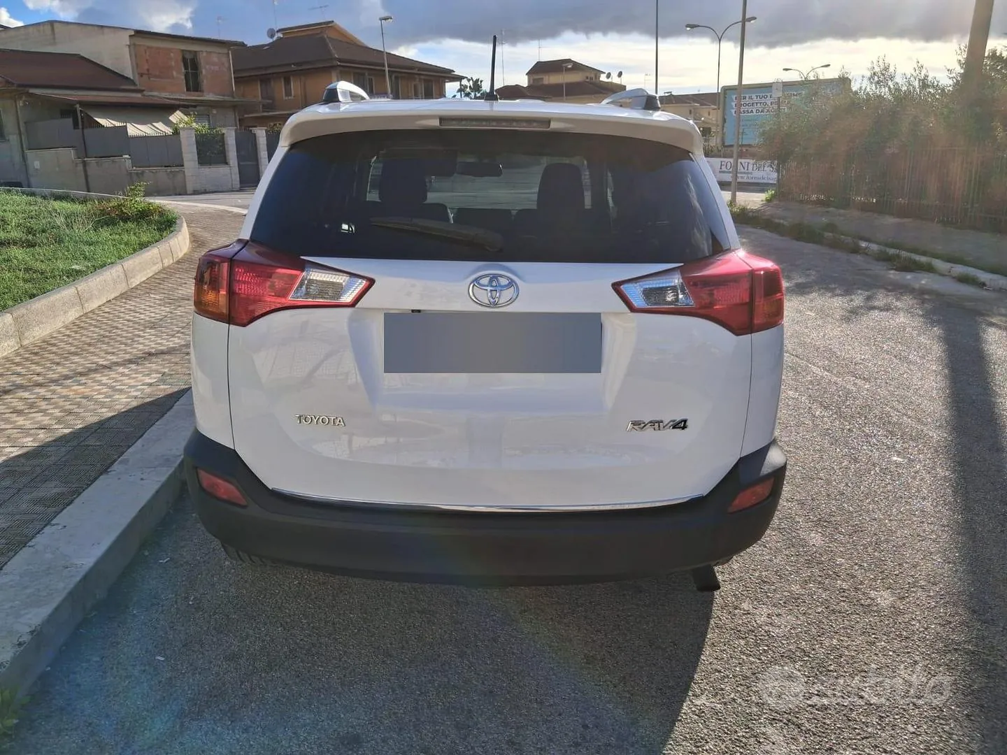 Toyota Rav4 2014 photo 3
