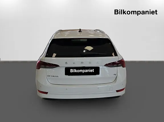 Skoda Octavia 2021 photo 5