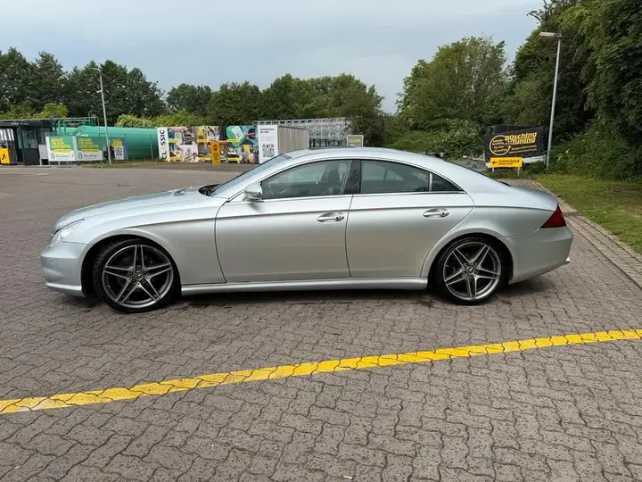 Mercedes-Benz Cls 500