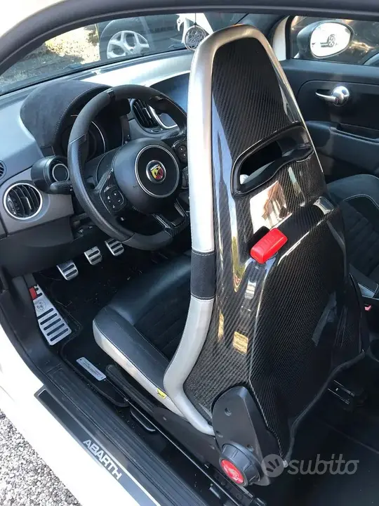 Abarth 595 Competizione 2018 photo 5