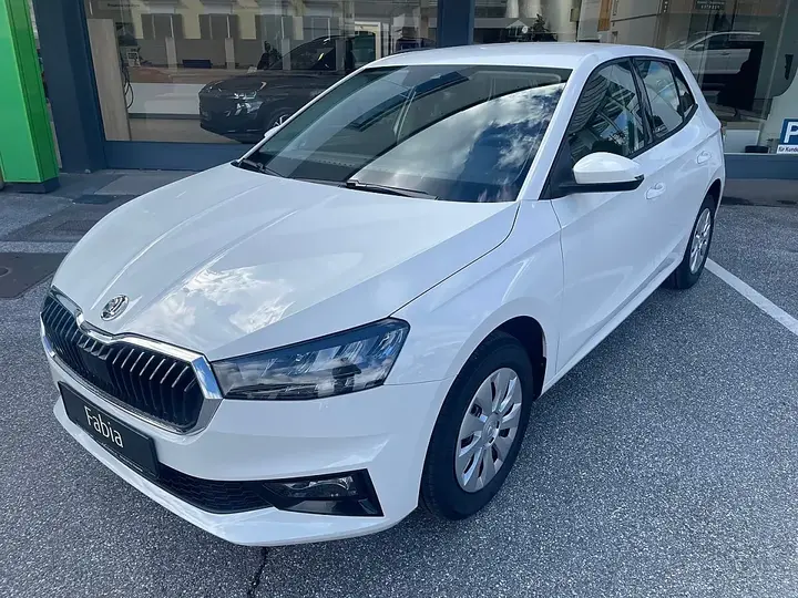 Skoda Fabia 2026 photo 2
