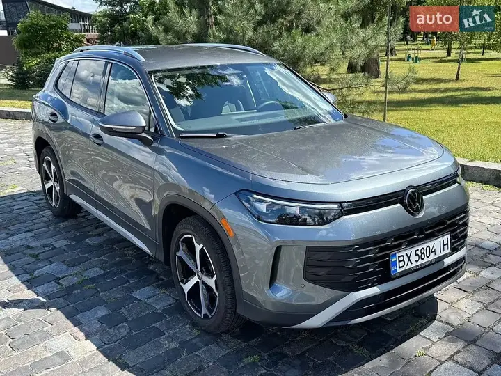 Volkswagen Tiguan 2025 photo 3