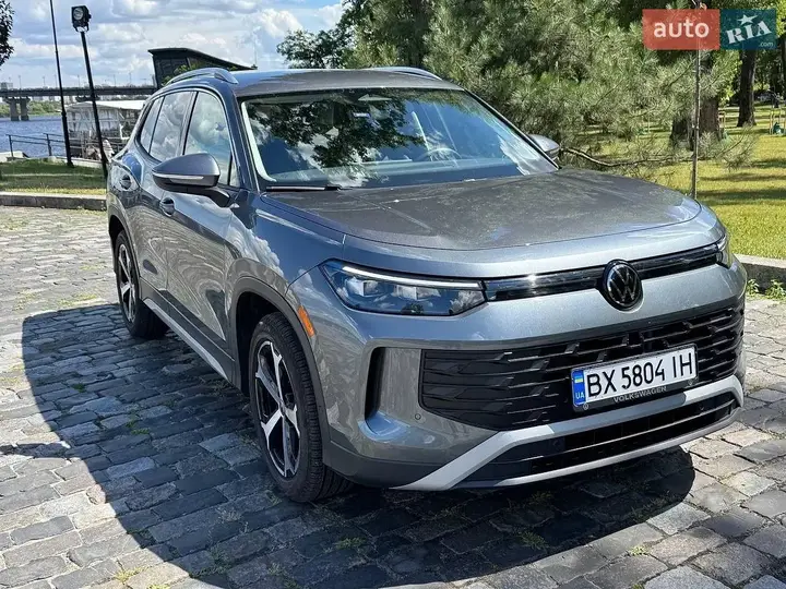 Volkswagen Tiguan 2025 photo 2