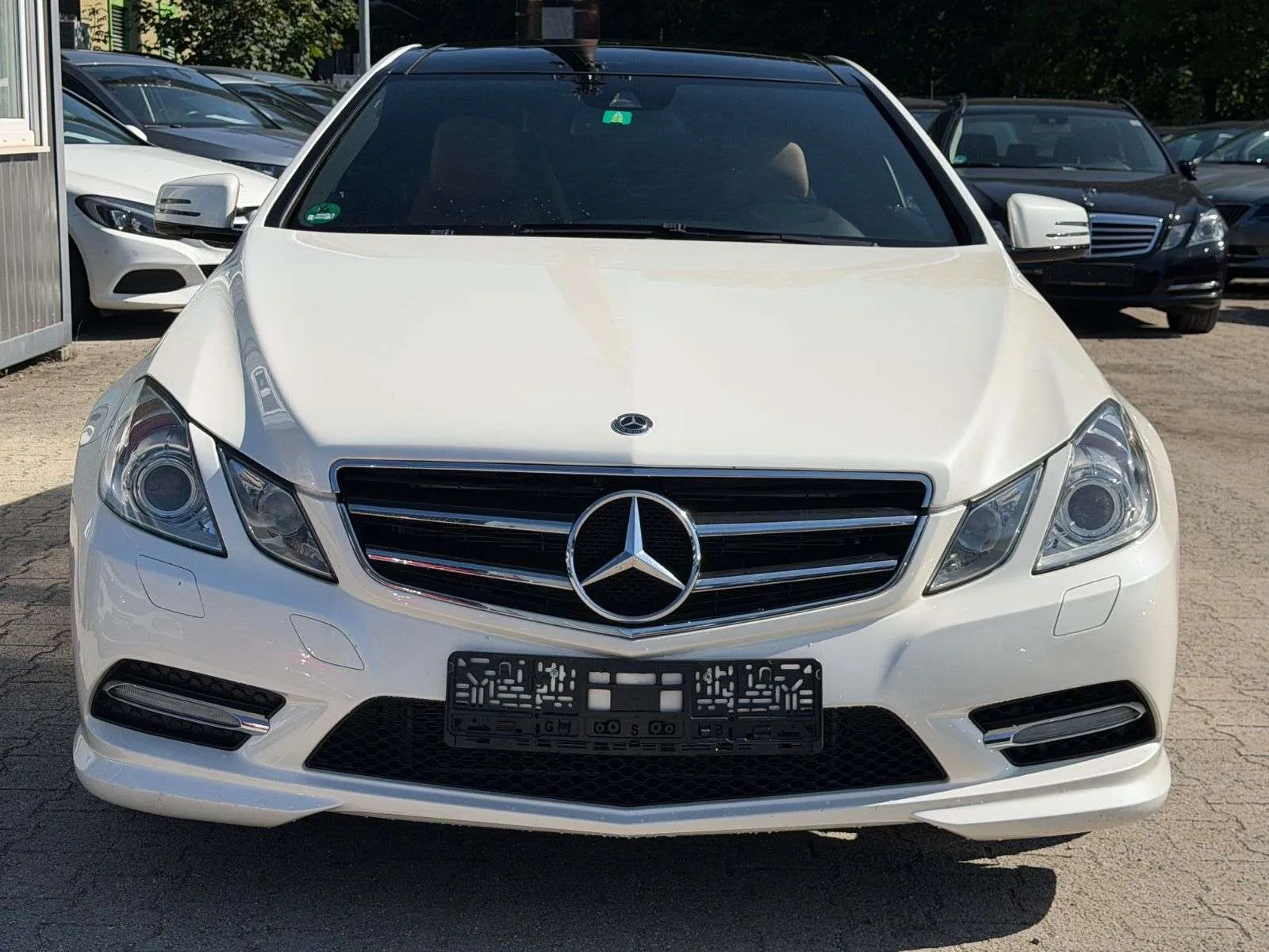 Mercedes-Benz E-Class 2012 photo 3