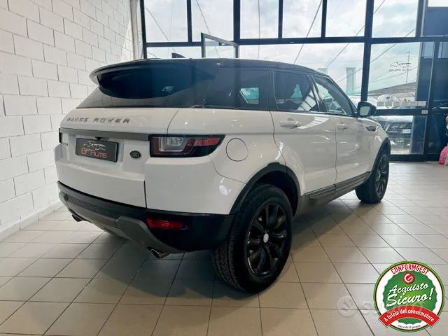 Land Rover Range Rover Evoque 2018 photo 3