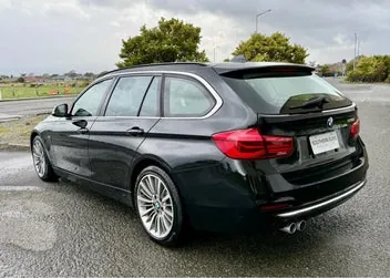 BMW 330I 2016 photo 4