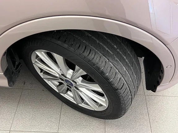 Ford Kuga 2018 photo 2