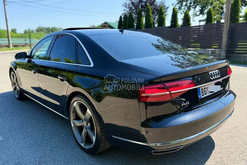 Audi A8 2014 photo 5