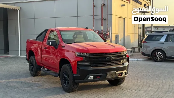 Chevrolet Silverado 2020 photo 2
