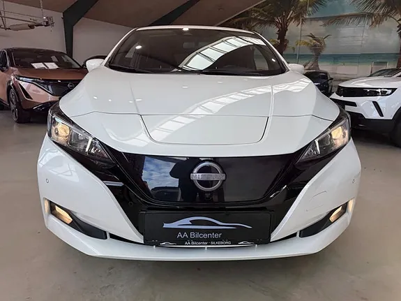 Nissan Leaf 2022 photo 2
