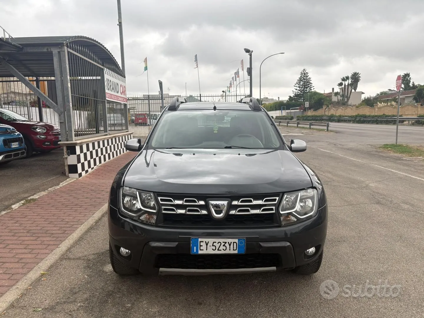 Dacia Duster 2015 photo 2