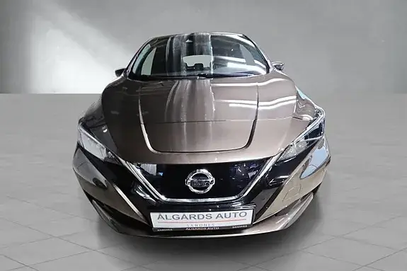 Nissan Leaf 2019 photo 2