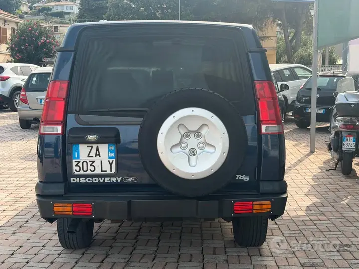 Land Rover Discovery 2001 photo 3