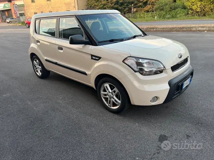 Kia Soul 2010 photo 3