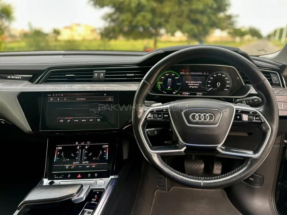 Audi E-Tron