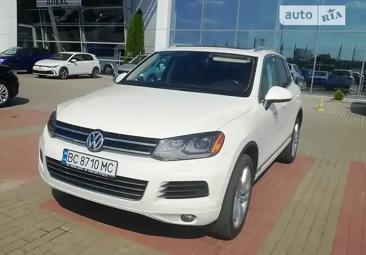 Volkswagen Touareg 2011 photo 2