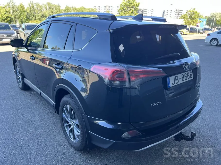 Toyota Rav4 2016 photo 4