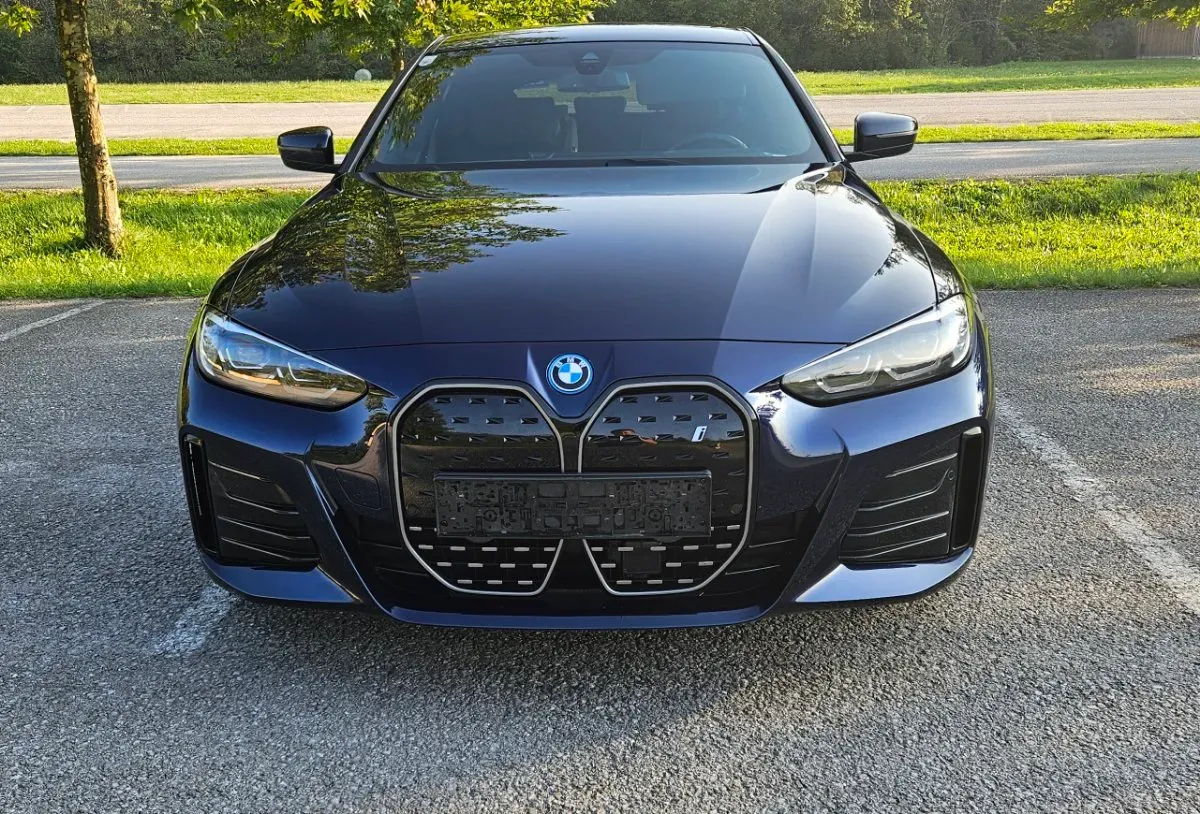 BMW I4 2024 photo 3
