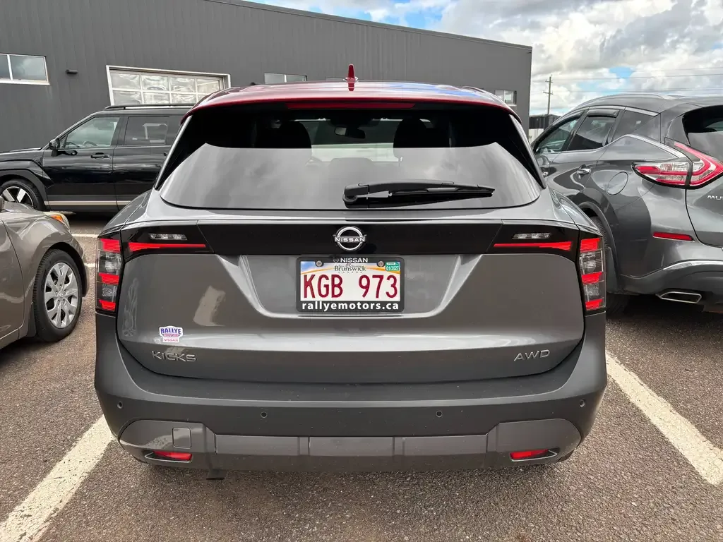 Nissan Kicks 2025 photo 4