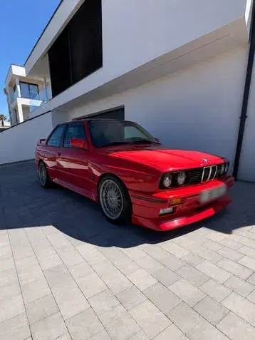 BMW M3 E30