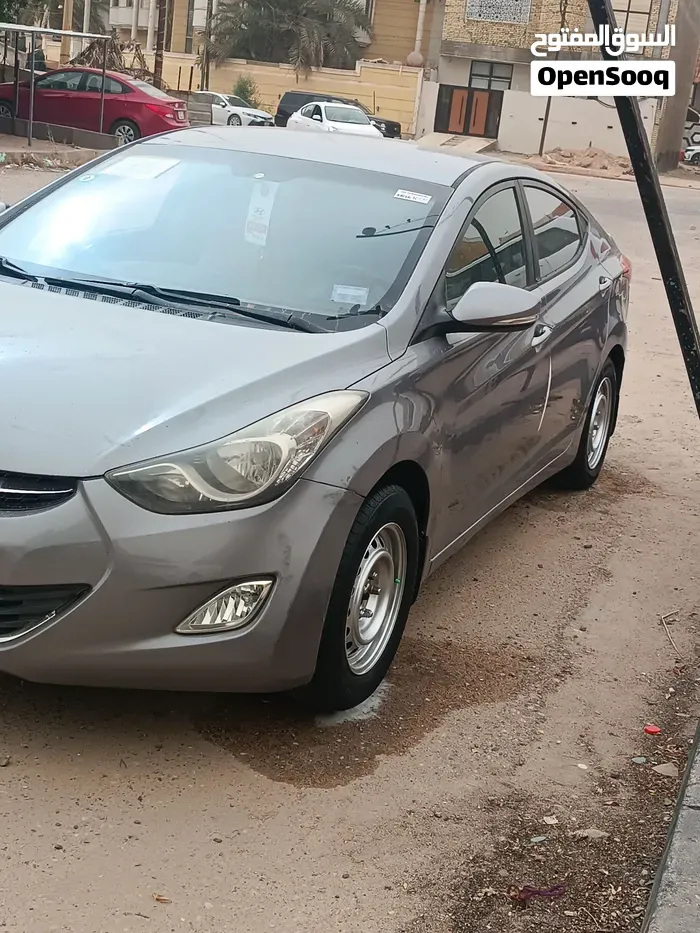 Hyundai Elantra 2013 photo 3