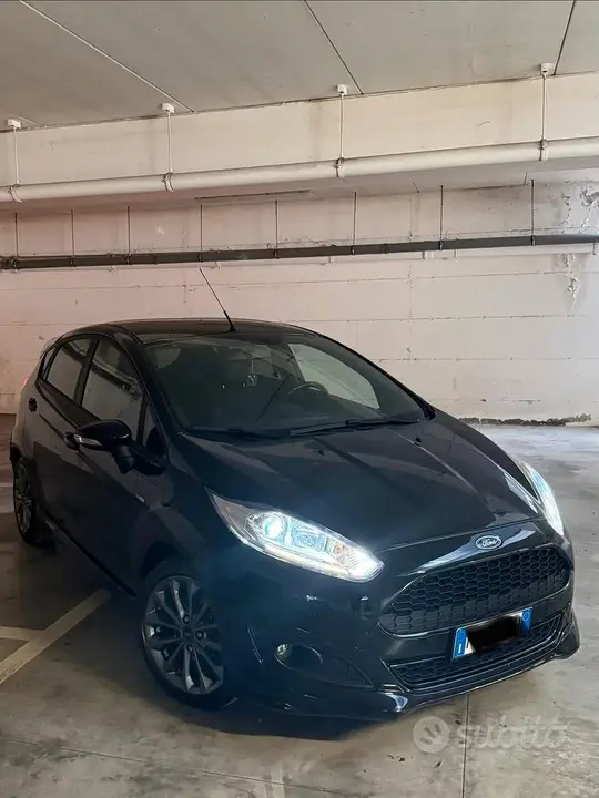 Ford Fiesta 2017 photo 2