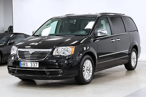 Lancia Voyager 2012 photo 2