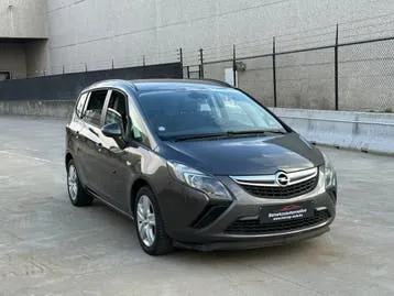 Opel Zafira 2012 photo 2