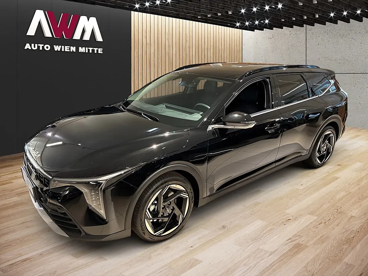 Kia K4