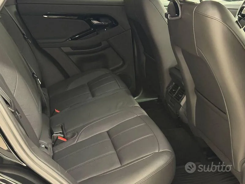 Land Rover Evoque 2025 photo 5