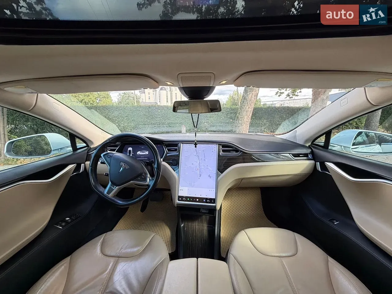Tesla Model S 2015 photo 5