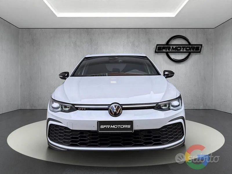 Volkswagen Golf Gti Performance 2023 photo 2