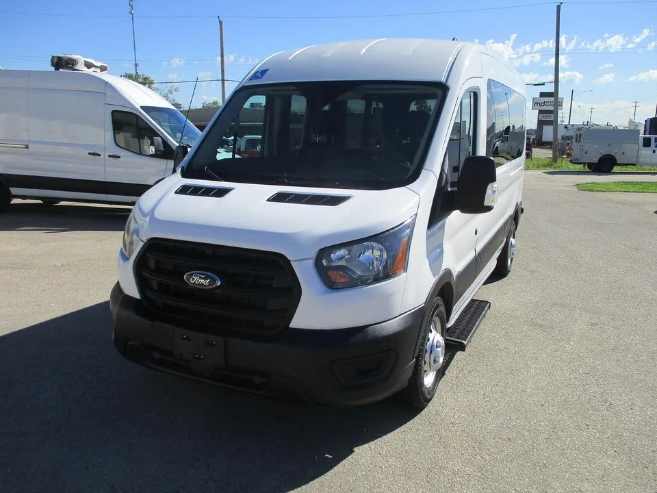 Ford Transit 2020 photo 2