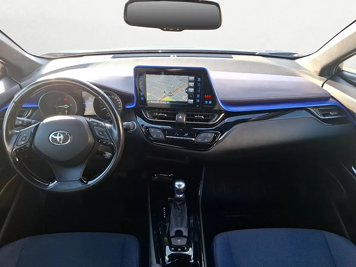 Toyota C-Hr 2017 photo 3