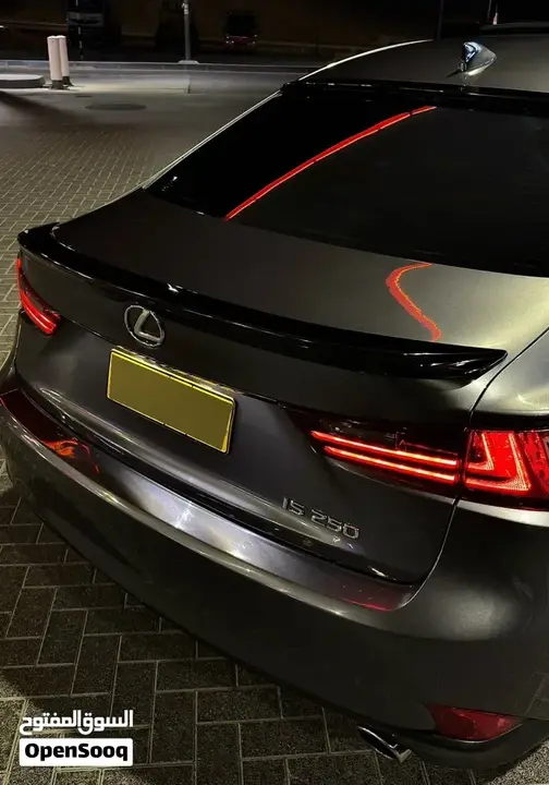 Lexus Is 250 2014 photo 4